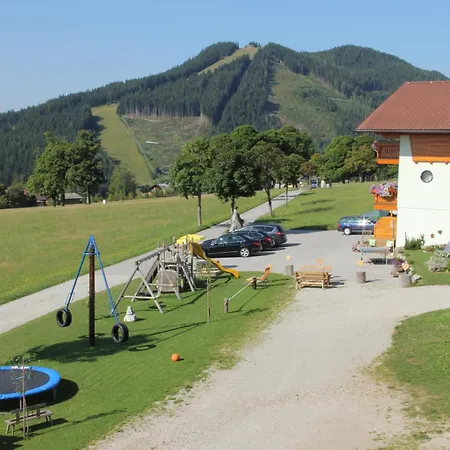 Pernerhof Apartman Ramsau am Dachstein